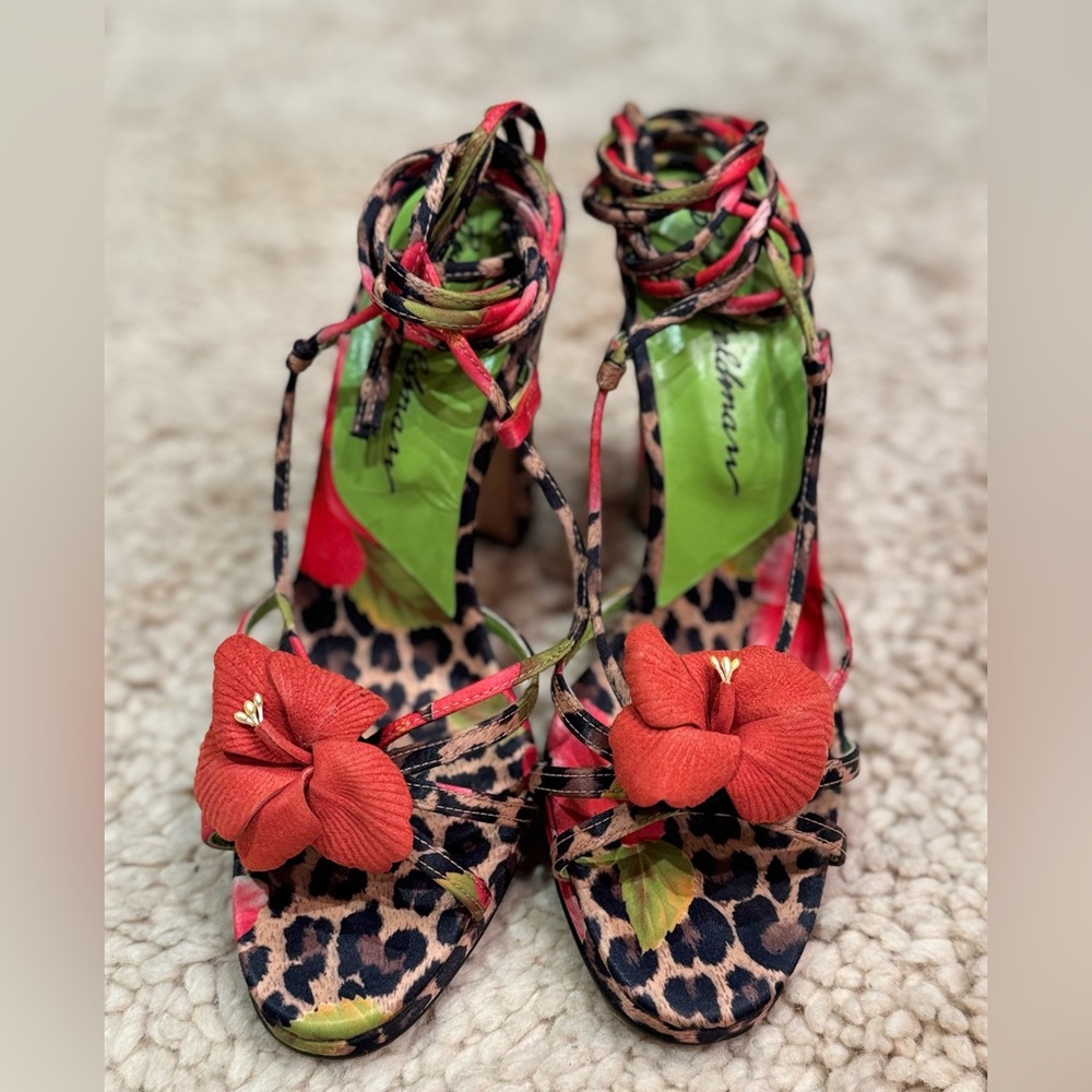 Beverly Feldman sandals sz 36